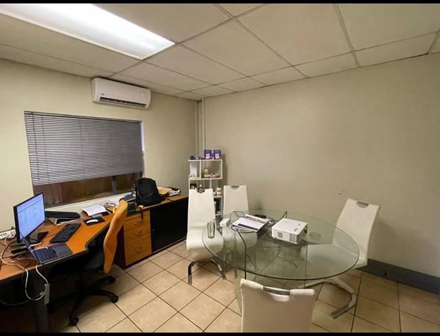 INDUSTRIAL PROPERTY TO RENT IN HENNOPSPARK